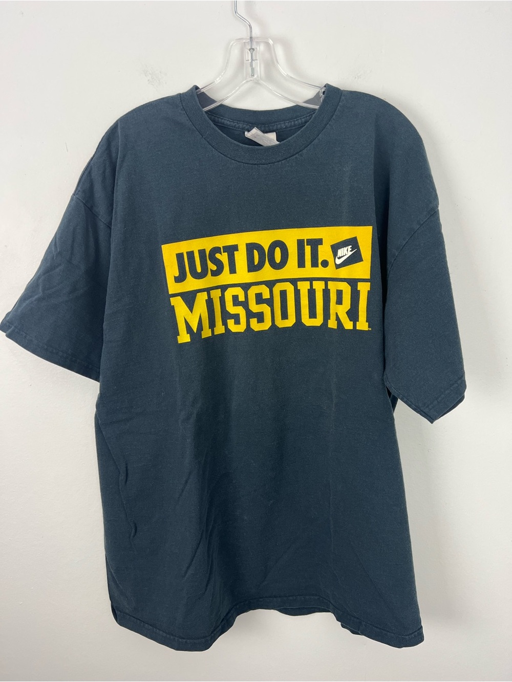 Nike Vintage Mizzou Yellow "Just Do It. Missouri" Graphic Tee
